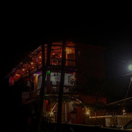 Bonds Hostel Candolim Extérieur photo