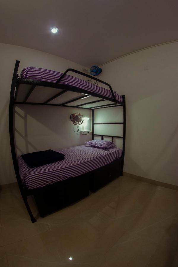 Bonds Hostel Candolim Extérieur photo